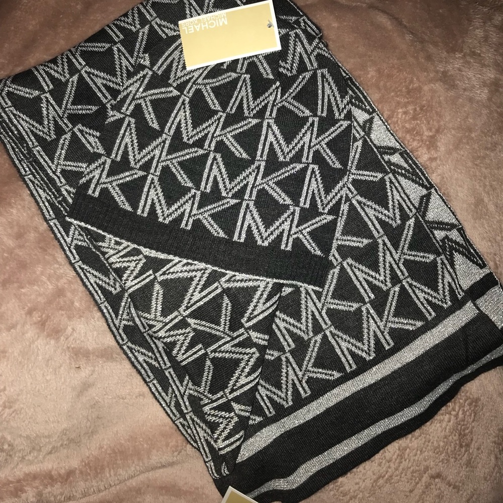 Gray glitter Michael Kors set